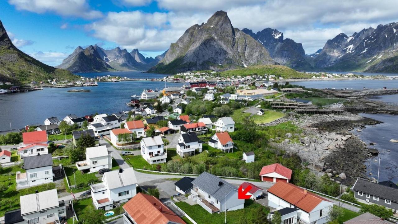 House In The Heart Of Lofoten With Spectacular View Reine Exterior photo